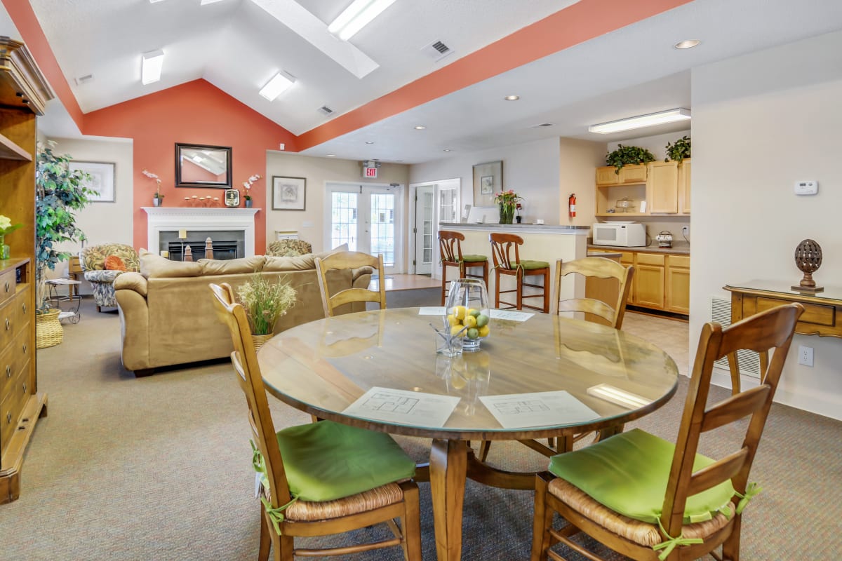 Photos and Video of Glenns at Millers Lane in Richmond, VA